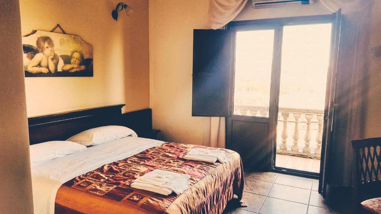 Hotel La Fontanella Serra San Bruno Dış mekan fotoğraf